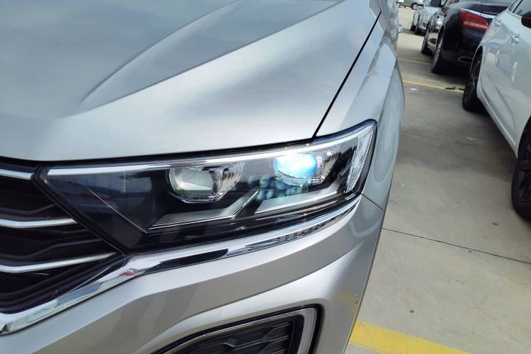 Used Volkswagen T-ROC 2019 230TSI DSG Two-Wheel-Drive Advanced Version China VI Standard Left Front Headlight