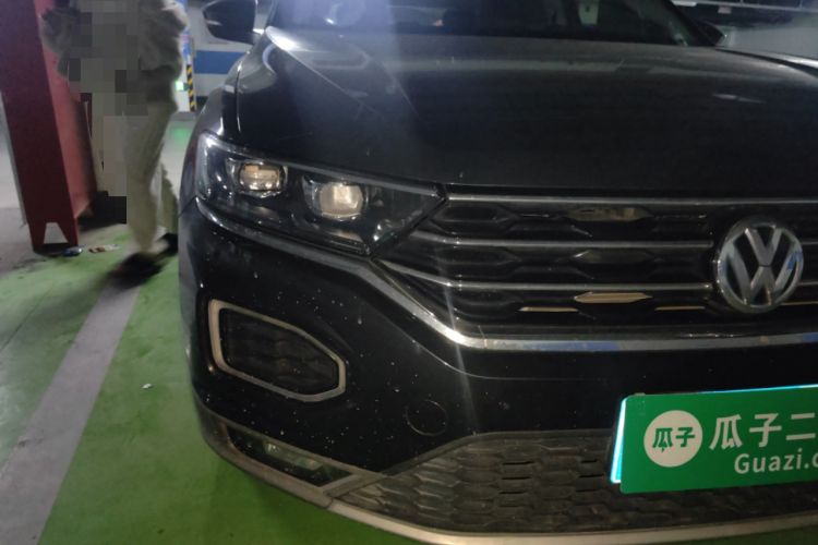 Used Volkswagen T-ROC 2019 230TSI DSG Two-Wheel-Drive Advanced Version China VI Standard Right Front Headlight