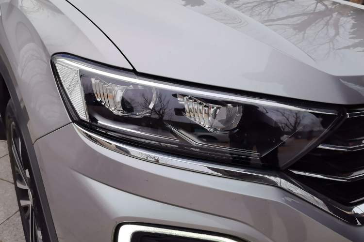 Used Volkswagen T-ROC 2019 280TSI DSG Two-Wheel Drive Comfort Version China VI Standard Right Front Headlight