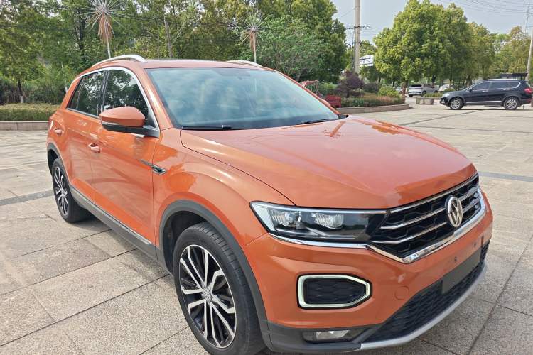 Used Volkswagen T-ROC 2019 280TSI DSG Two-Wheel Drive Comfort Version China VI Standard Exterior 1