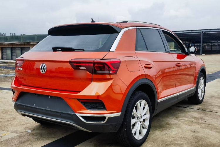 Used Volkswagen T-ROC 2019 230TSI DSG Two-Wheel-Drive Advanced Version China VI Standard Exterior 5