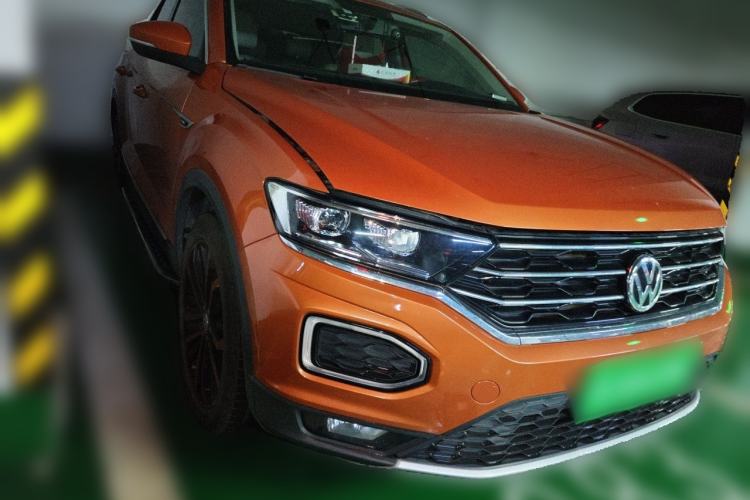 Used Volkswagen T-ROC 2019 280TSI DSG Two-Wheel Drive Comfort Version China VI Standard Front Right 45 Deg