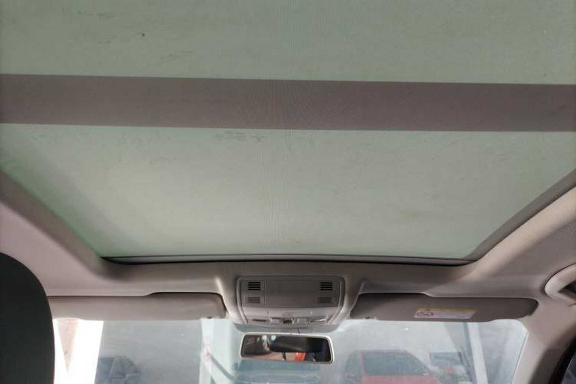 Used Volkswagen T-ROC 2019 230TSI DSG Two-Wheel-Drive Advanced Version China VI Standard Headliner