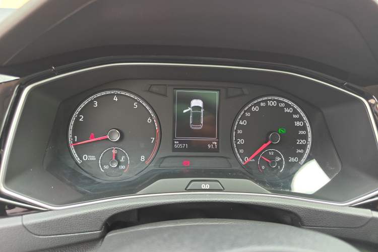 Used Volkswagen T-ROC 2019 280TSI DSG Two-Wheel Drive Comfort Version China VI Standard Instrument Cluster