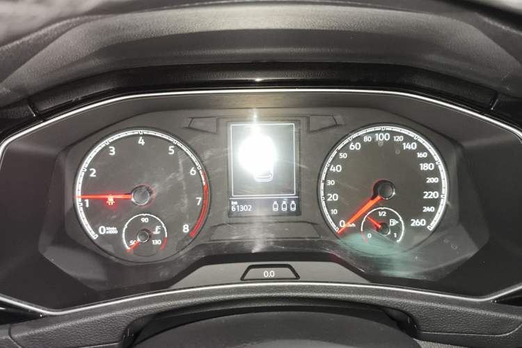Used Volkswagen T-ROC 2019 280TSI DSG Two-Wheel Drive Comfort Version China VI Standard Instrument Cluster
