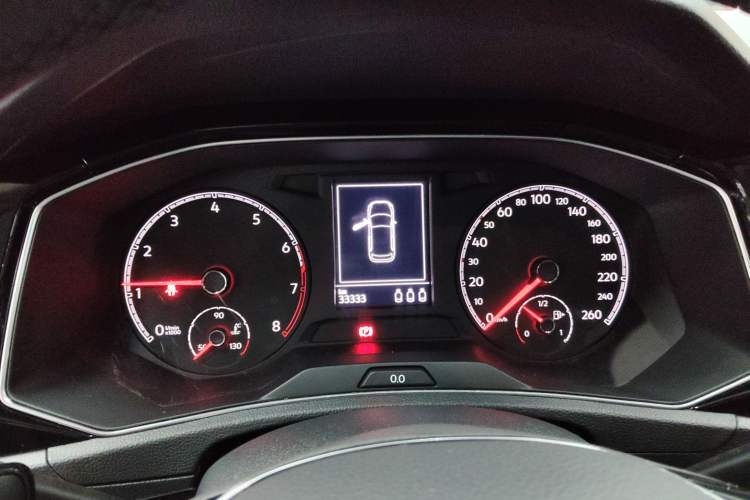 Used Volkswagen T-ROC 2019 280TSI DSG Two-Wheel Drive Comfort Version China VI Standard Instrument Cluster