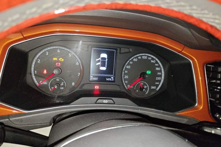 Used Volkswagen T-ROC 2019 280TSI DSG Two-Wheel Drive Comfort Version China VI Standard Instrument Cluster