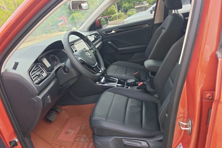 Used Volkswagen T-ROC 2019 280TSI DSG Two-Wheel Drive Comfort Version China VI Standard Left Front Seat