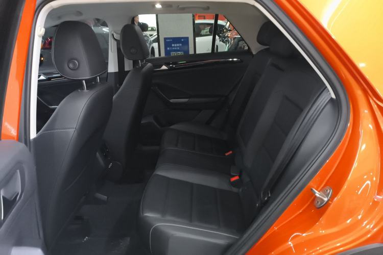 Used Volkswagen T-ROC 2019 280TSI DSG Two-Wheel Drive Comfort Version China VI Standard Left Rear Seat