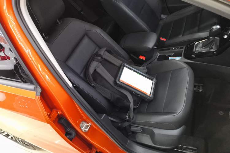 Used Volkswagen T-ROC 2019 280TSI DSG Two-Wheel Drive Comfort Version China VI Standard Right Front Seat