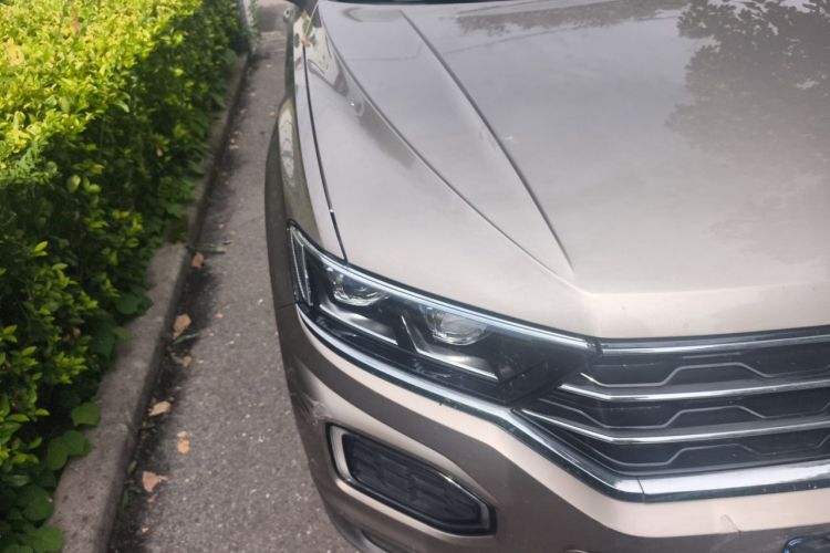 Used Volkswagen T-ROC 2019 230TSI DSG Two-Wheel-Drive Advanced Version China VI Standard Right Front Headlight