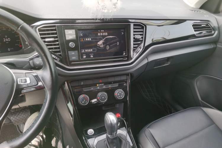 Used Volkswagen T-ROC 2019 280TSI DSG Two-Wheel Drive Comfort Version China VI Standard Audio And AC Panel