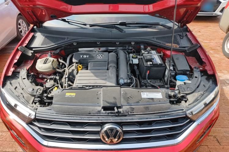Used Volkswagen T-ROC 2019 280TSI DSG Two-Wheel Drive Comfort Version China VI Standard Engine Bay