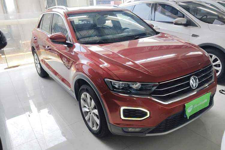 Used Volkswagen T-ROC 2019 230TSI DSG Two-Wheel-Drive Advanced Version China VI Standard Front Right 45 Deg