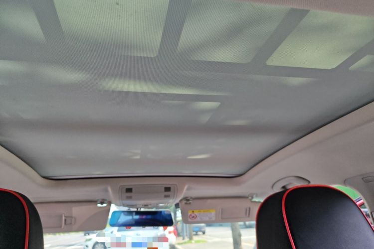 Used Volkswagen T-ROC 2019 230TSI DSG Two-Wheel-Drive Advanced Version China VI Standard Headliner