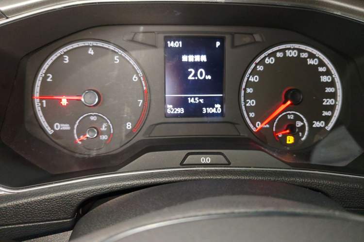 Used Volkswagen T-ROC 2019 230TSI DSG Two-Wheel-Drive Advanced Version China VI Standard Instrument Cluster