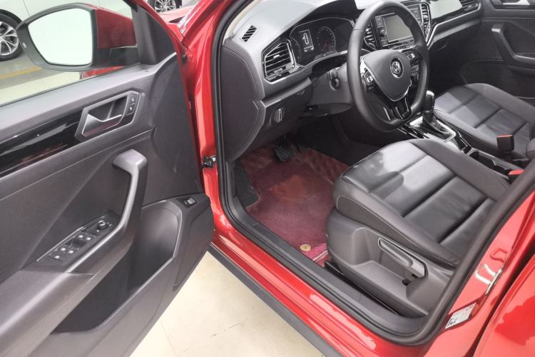 Used Volkswagen T-ROC 2019 280TSI DSG Two-Wheel Drive Advanced Version China V Standard Interior 2