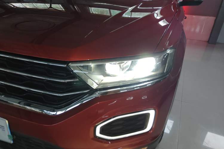 Used Volkswagen T-ROC 2019 280TSI DSG Two-Wheel Drive Comfort Version China VI Standard Left Front Headlight