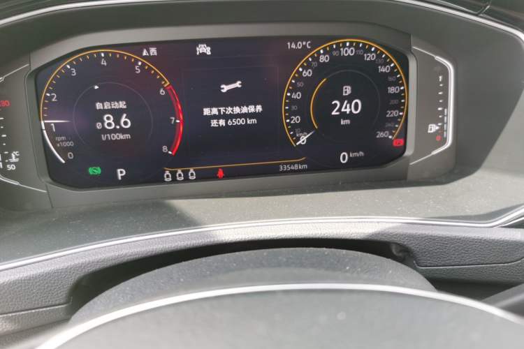 Used Volkswagen T-ROC 2019 280TSI DSG Two-Wheel Drive Comfort Version China VI Standard Odometer Close Up