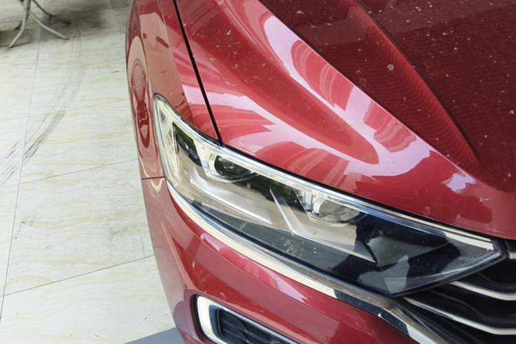 Used Volkswagen T-ROC 2019 280TSI DSG Two-Wheel Drive Comfort Version China VI Standard Right Front Headlight