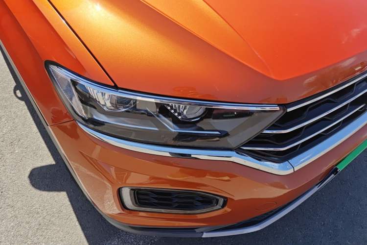 Used Volkswagen T-ROC 2019 280TSI DSG Two-Wheel Drive Comfort Version China VI Standard Right Front Headlight