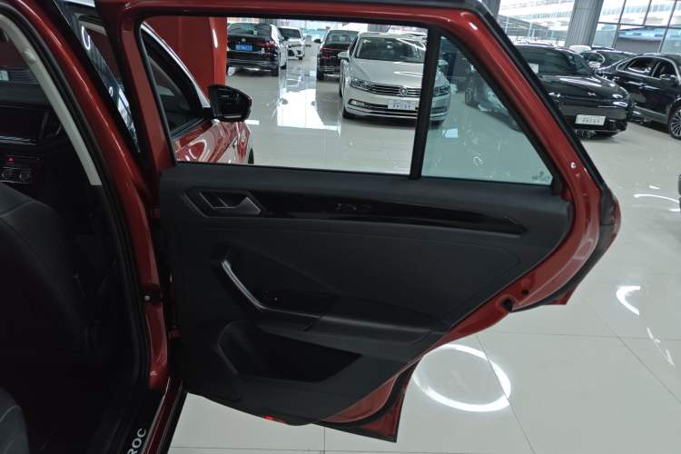 Used Volkswagen T-ROC 2019 280TSI DSG Two-Wheel Drive Comfort Version China VI Standard Right Rear Door Interior