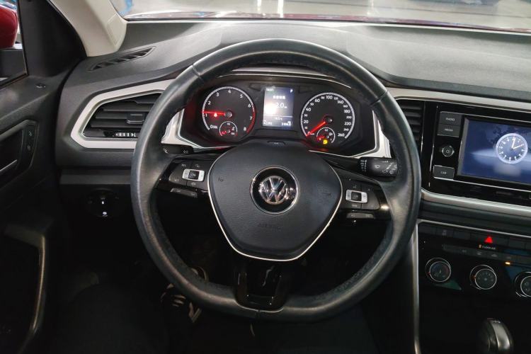 Used Volkswagen T-ROC 2019 230TSI DSG Two-Wheel-Drive Advanced Version China VI Standard Steering Wheel