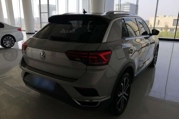 Used Volkswagen T-ROC 2019 280TSI DSG Two-Wheel Drive Comfort Version China VI Standard Exterior 3