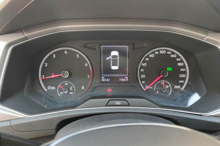 Used Volkswagen T-ROC 2019 280TSI DSG Two-Wheel Drive Comfort Version China VI Standard Instrument Cluster
