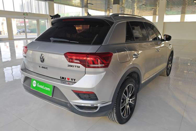 Used Volkswagen T-ROC 2019 230TSI DSG Two-Wheel-Drive Advanced Version China VI Standard Rear Right 45 Deg