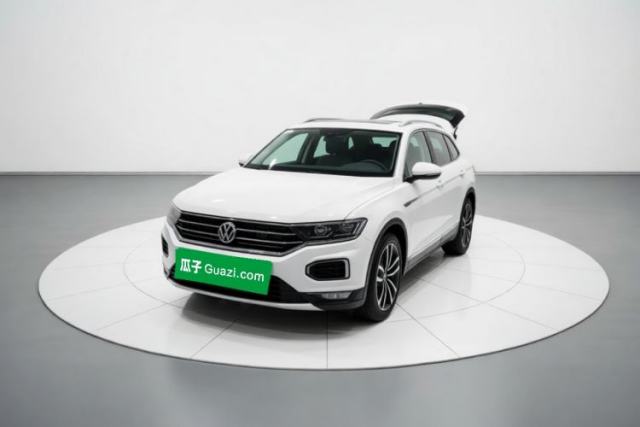 Volkswagen T-ROC 2019 280TSI DSG Two-Wheel Drive Comfort Version China VI Standard с пробегом