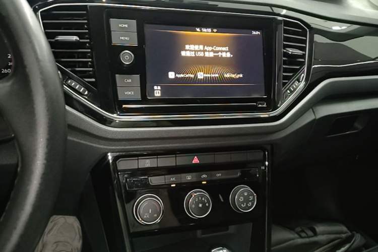Used Volkswagen T-ROC 2019 280TSI DSG Two-Wheel Drive Comfort Version China VI Standard Audio And AC Panel