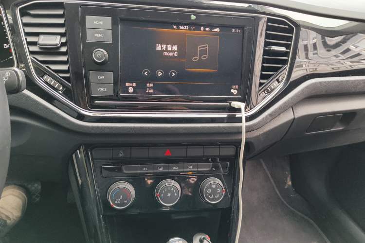 Used Volkswagen T-ROC 2019 280TSI DSG Two-Wheel Drive Comfort Version China VI Standard Audio And AC Panel