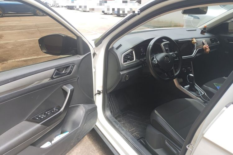 Used Volkswagen T-ROC 2019 230TSI DSG Two-Wheel Drive Advanced Version China V Standard Driver Seat