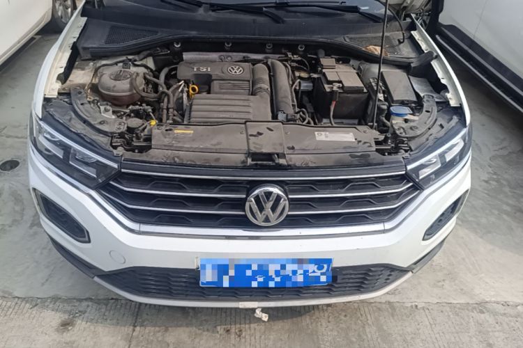 Used Volkswagen T-ROC 2019 280TSI DSG Two-Wheel Drive Advanced Version China VI Standard Engine Bay