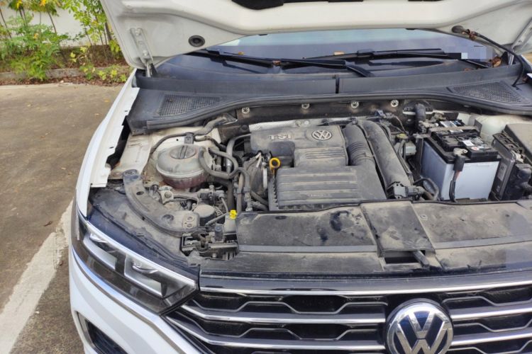 Used Volkswagen T-ROC 2019 280TSI DSG Two-Wheel Drive R-Line Pro Engine Bay Right