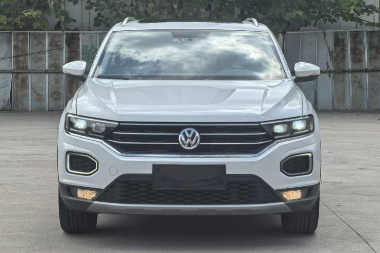 Used Volkswagen T-ROC 2019 280TSI DSG Two-Wheel Drive Comfort Version China VI Standard Exterior 1