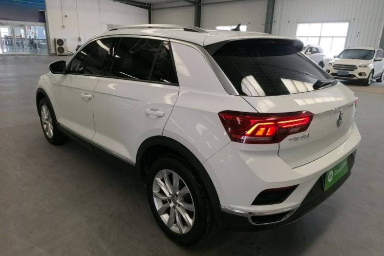 Used Volkswagen T-ROC 2019 280TSI DSG Two-Wheel Drive Advanced Version China VI Standard Exterior 2
