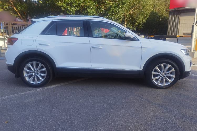 Used Volkswagen T-ROC 2019 280TSI DSG Two-Wheel Drive Advanced Version China VI Standard Exterior 2