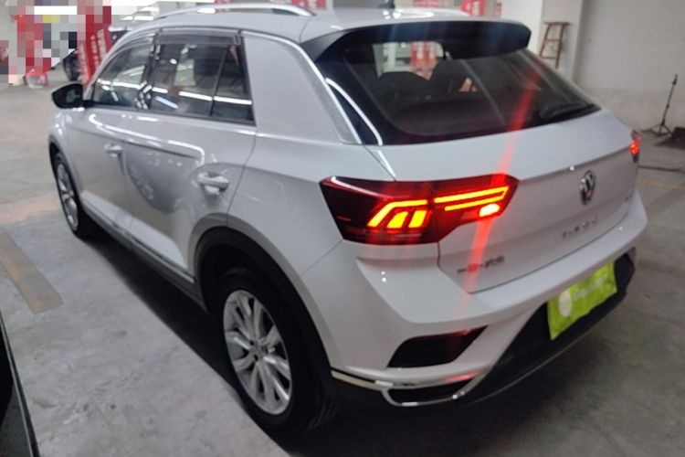 Used Volkswagen T-ROC 2019 230TSI DSG Two-Wheel-Drive Advanced Version China VI Standard Exterior 2