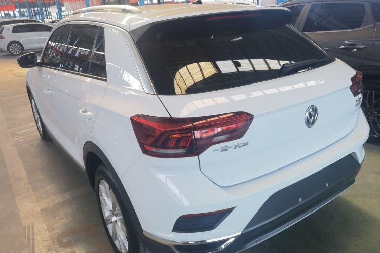 Used Volkswagen T-ROC 2019 230TSI DSG Two-Wheel-Drive Advanced Version China VI Standard Exterior 2