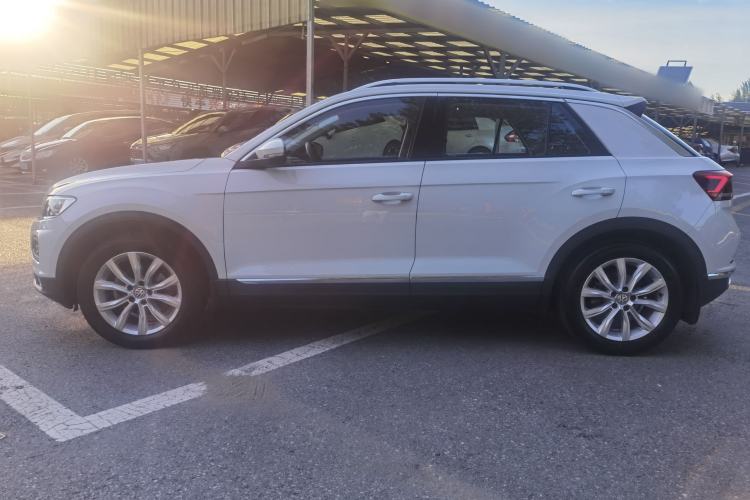 Used Volkswagen T-ROC 2019 280TSI DSG Two-Wheel Drive Advanced Version China VI Standard Exterior 3