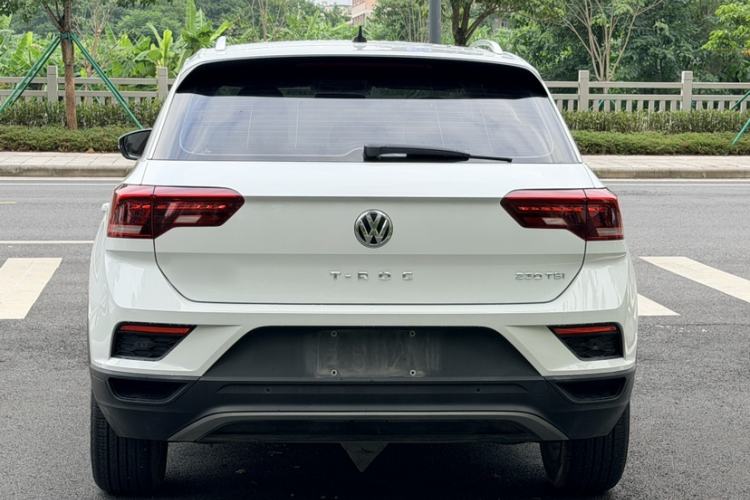Used Volkswagen T-ROC 2019 230TSI DSG Two-Wheel Drive Fashion Edition China VI Standard Exterior 4