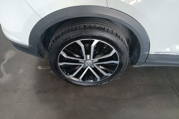 Used Volkswagen T-ROC 2019 280TSI DSG Two-Wheel Drive Comfort Version China VI Standard Exterior 5