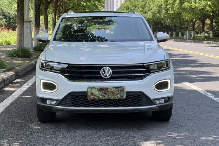 Used Volkswagen T-ROC 2019 230TSI DSG Two-Wheel-Drive Advanced Version China VI Standard Exterior 6