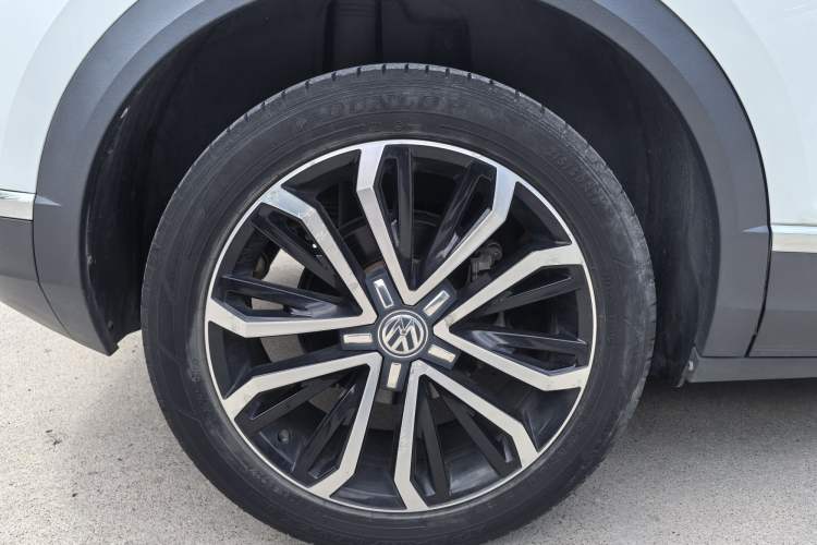 Used Volkswagen T-ROC 2019 280TSI DSG Two-Wheel Drive Comfort Version China VI Standard Exterior 7