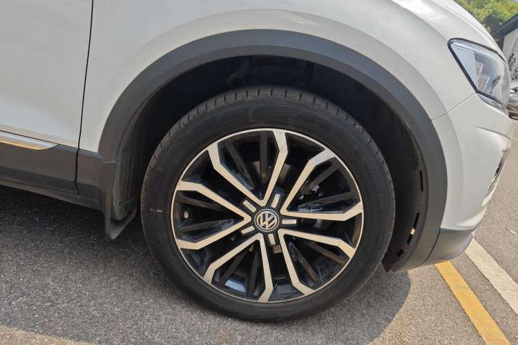 Used Volkswagen T-ROC 2019 280TSI DSG Two-Wheel-Drive Luxury Version China V Emission Standard Exterior 7