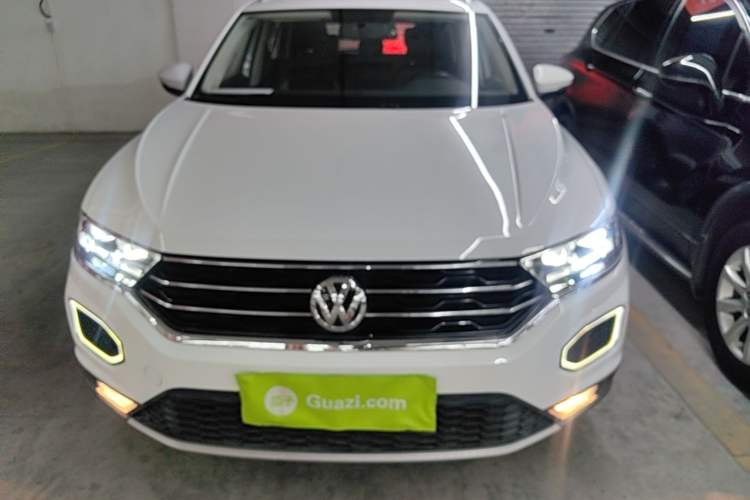 Used Volkswagen T-ROC 2019 230TSI DSG Two-Wheel-Drive Advanced Version China VI Standard Front
