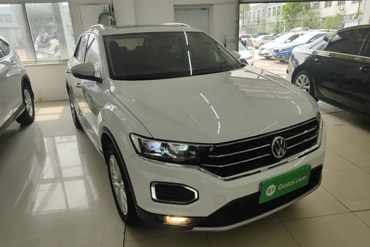 Used Volkswagen T-ROC 2019 230TSI DSG Two-Wheel-Drive Advanced Version China VI Standard Front Right 45 Deg