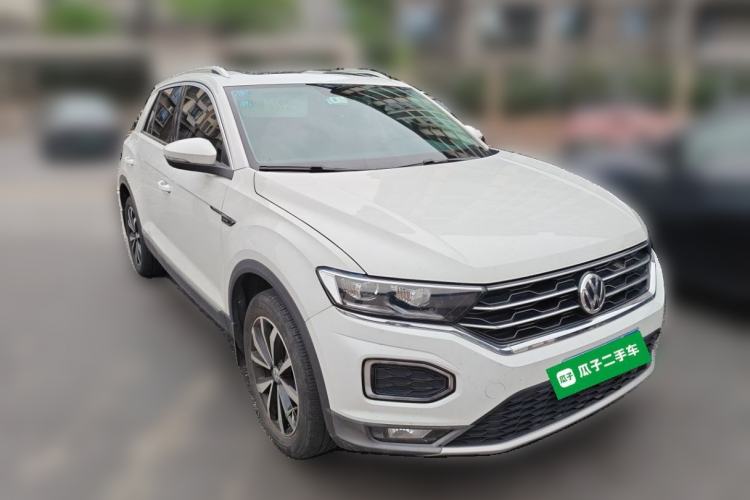 Used Volkswagen T-ROC 2019 280TSI DSG Four-Wheel Drive Comfort Version China V Emission Standard Front Right 45 Deg